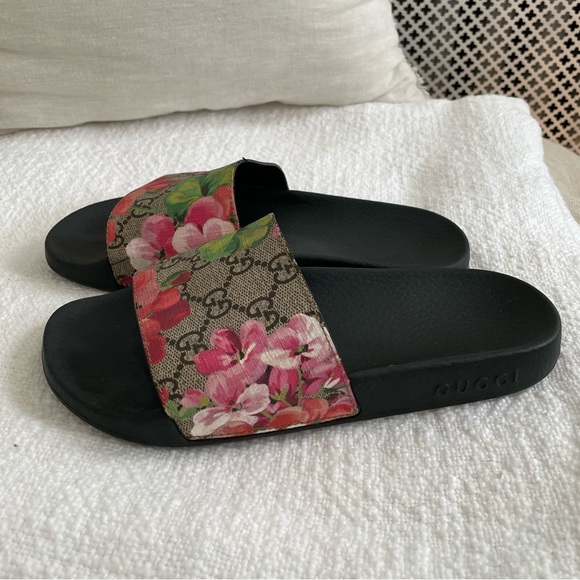 Gucci Bloom Slides - Picture 3 of 7